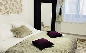 The Queen Apartament